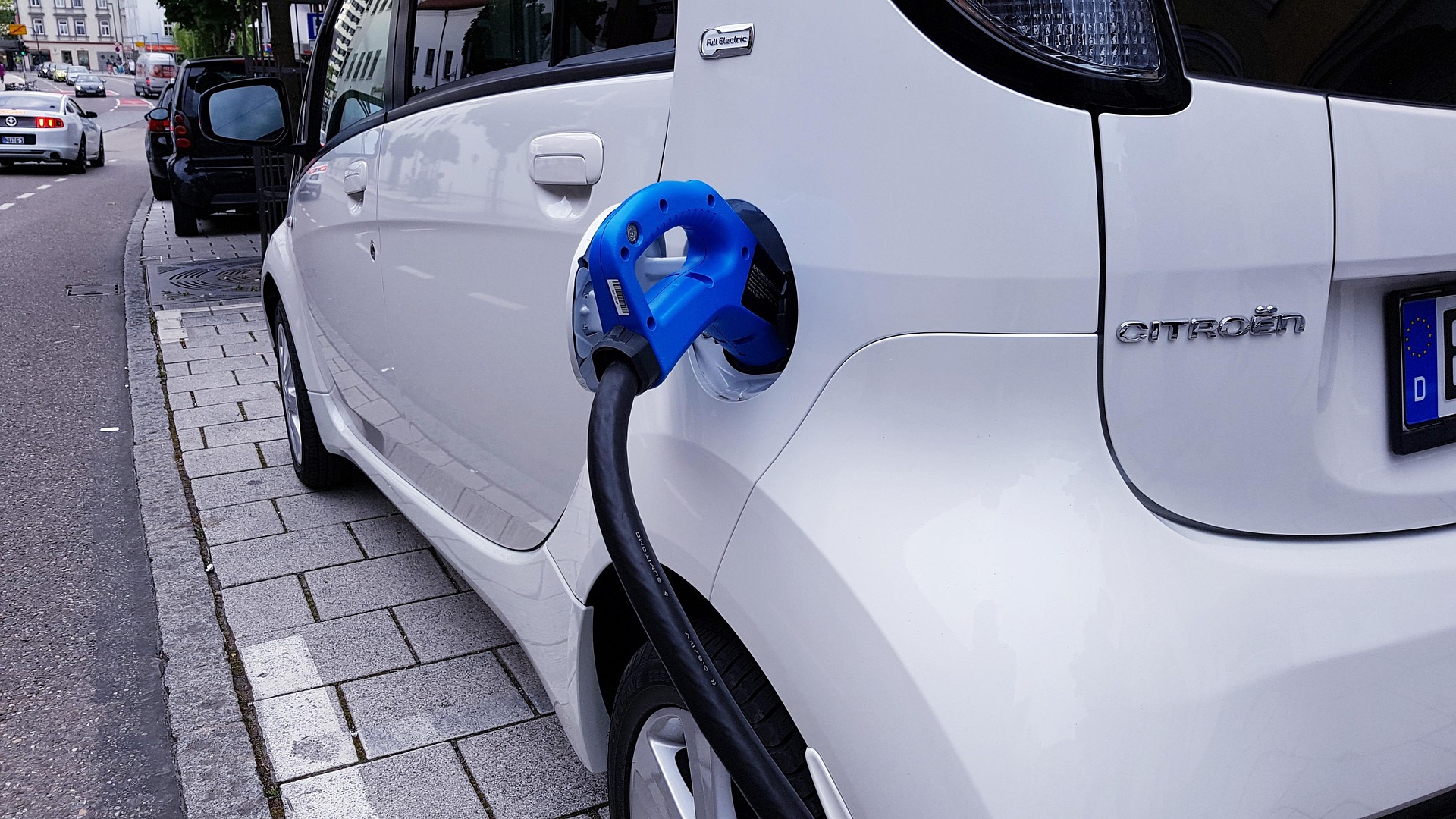 Borne de recharge électrique domestique — mobilité électrique